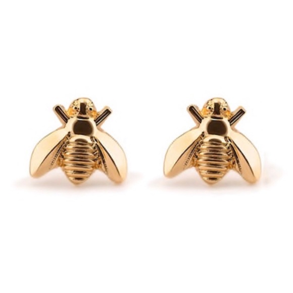🐝 Dainty Bee Stud Earrings 🐝 - Picture 2 of 4